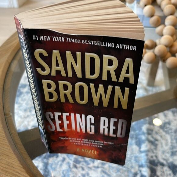 Seeing Red by Sandra Brown - Picture 2 of 5